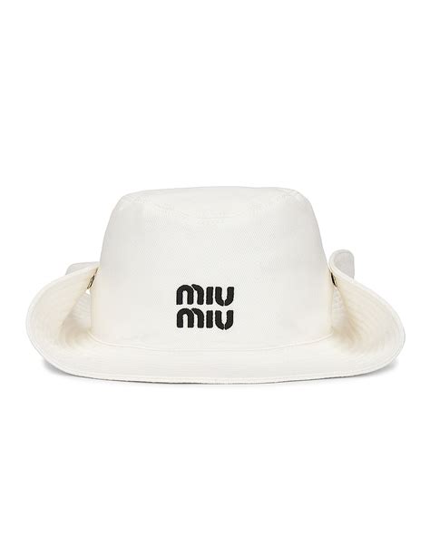 Miu Miu Cowboy Hat in Bianco & Nero 